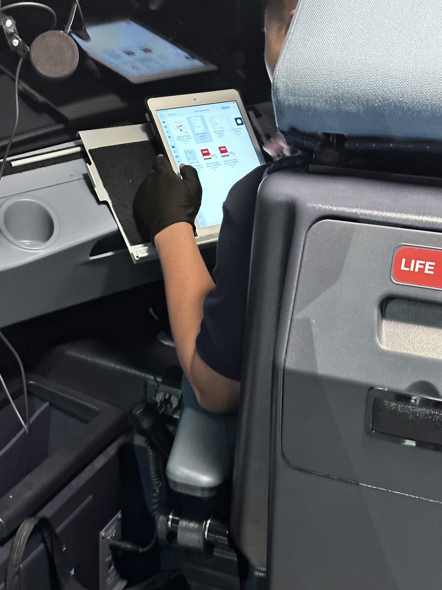 He is battle ready! #avgeeks #tinbox