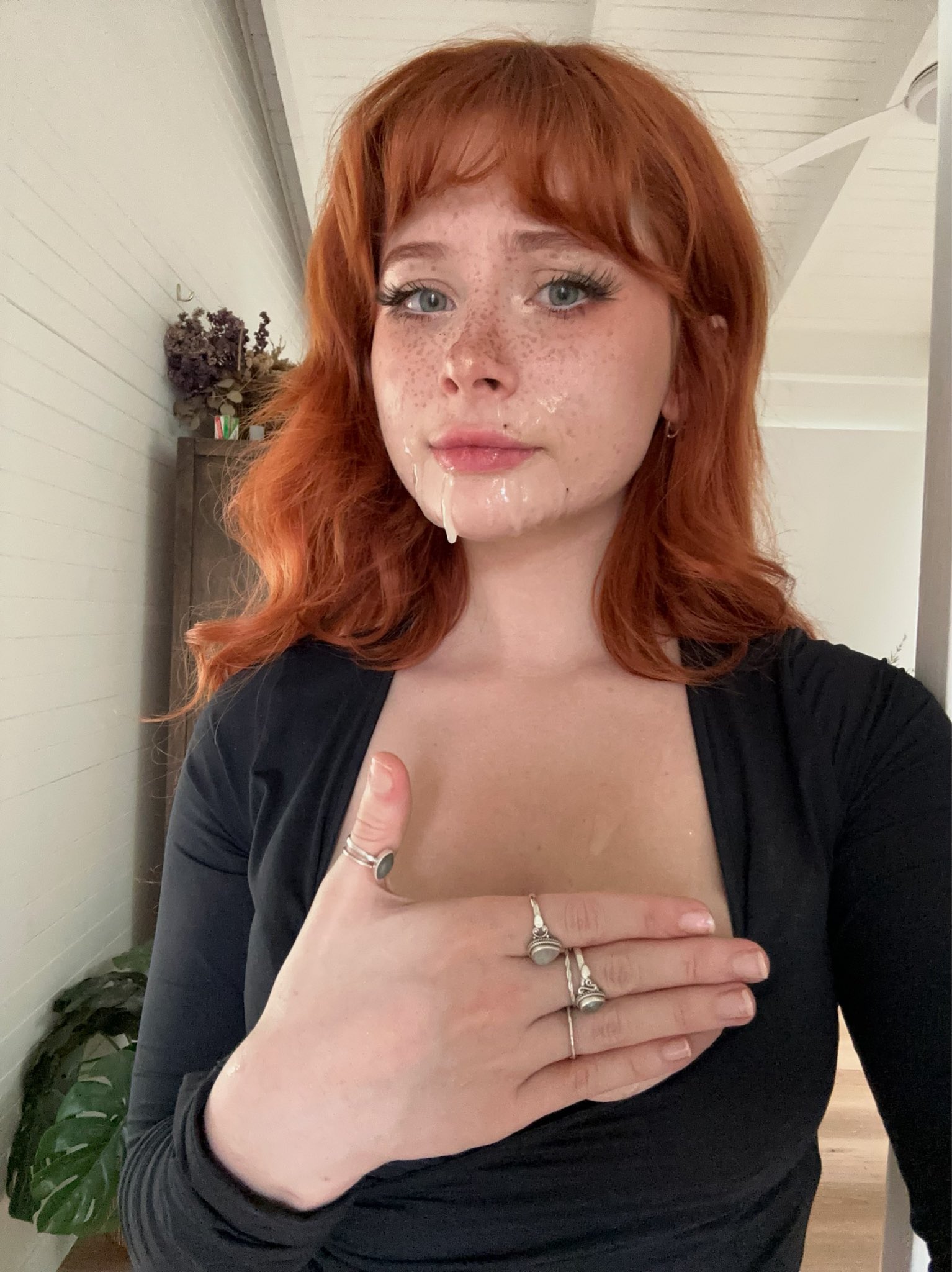 1 pic. Is it drool or something else? https://t.co/ht0YHzmePW