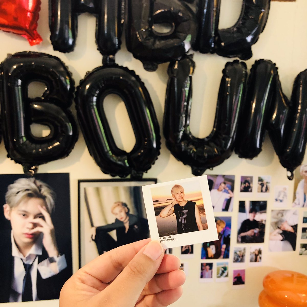 TheYardHouseCnx's tweet photo. ตอนนี้ที่ร้านมีโปรเจค3ท่าน
2วันสุดท้ายนะค้าบ~
แวะมาเก็บโปรเจคกันได้น้า 🎂
น้องกฤติน เพอร์เซส #happyKRITTINday #KRITTINscene24th
น้องเป็นต่อ #PENTOR24THBIRTHDAY
น้องบุ๋นนนนนนน #HappyBOUNsDay2023
🌹🎂♥️🌷💕🌸💐 https://t.co/SVnPhrSIgE