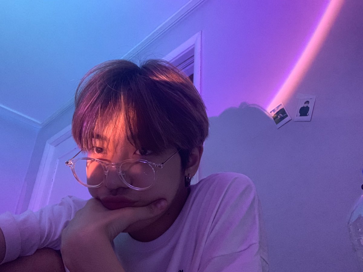 kiyowink's tweet photo. time, wondrous time, gave me the blues and then purple pink skies 

#Ciipher #싸이퍼 #ClueSelcaDay #28MonthsWith7Pher #WON_ForU @RAIN_Ciipher https://t.co/ylHcoCf7rD