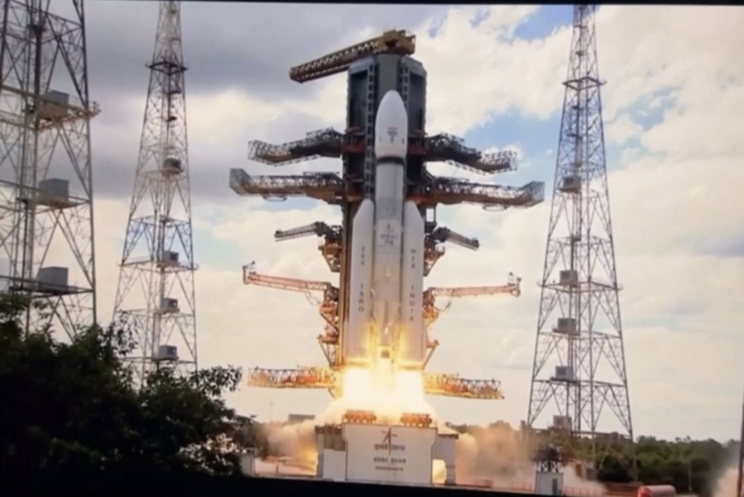 maqsad_shaikh's tweet photo. Congratulations Chandrayan 3 Has Successfully Launched 🇮🇳🚀 #chandrayan3 https://t.co/5Gf0fjcFF3
