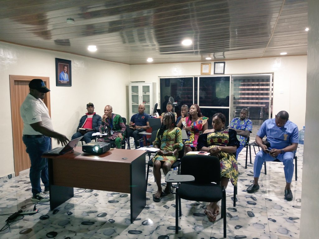 DCSC_security's tweet photo. ERP Training Success
📣 Exciting News! 🎉 Just concluded an incredible training session on our brand-new ERP portal for the Management staff of Dynamic Cherish Security Company Limited! 🚀

#DynamicCherishSecurity
#ERPTraining
#UnlockingOurPotential
#DrivingSuccess https://t.co/ytpf36tEjV