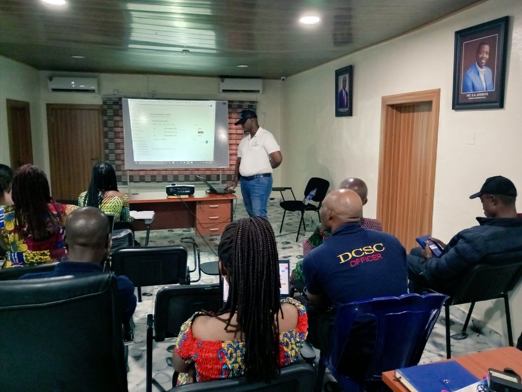 DCSC_security's tweet photo. ERP Training Success
📣 Exciting News! 🎉 Just concluded an incredible training session on our brand-new ERP portal for the Management staff of Dynamic Cherish Security Company Limited! 🚀

#DynamicCherishSecurity
#ERPTraining
#UnlockingOurPotential
#DrivingSuccess https://t.co/ytpf36tEjV
