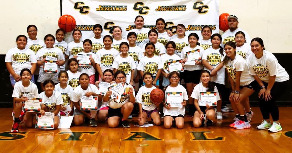 CCLadyJavBkb's tweet photo. We had an amazing turnout in our youth basketball camp! 🏀 💚💛
We want to thank everyone that helped out, we couldn’t have done it all without you all!! https://t.co/yat98Stn4j