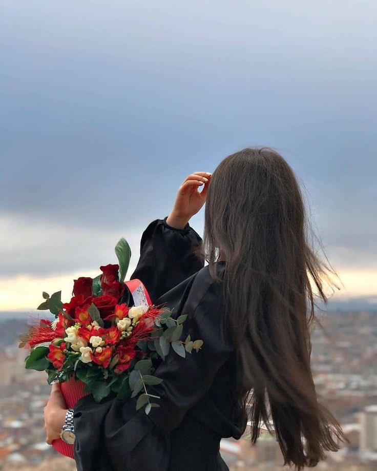 انت وجهك من صباحات الزمان
لاشرق نوره بدى صبحي معاه
،،
،،
،،
،
،
،
،،
،،
،،
،
،
،
،،
،،
،،
،
،
،
،،
،،
،،
💐 #صباح_الخير_والسعاده_للجميع
💐#متابعين_اريام 
💐#مملكة_عيون_الكون