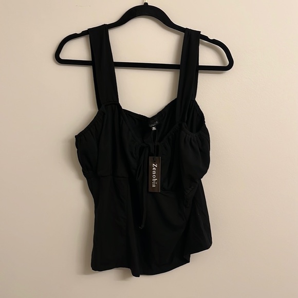 venusrus's tweet photo. So good I had to share! Check out all the items I'm loving on @Poshmarkapp from @Darcey_n_Jake @dskorm #poshmark #fashion #style #shopmycloset #zenobia: https://t.co/B8jyMTJfus https://t.co/3APcY5SsgC