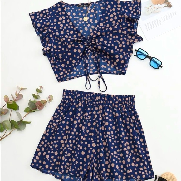 So good I had to share! Check out all the items I'm loving on <a href="/Poshmarkapp/">Poshmark</a> from <a href="/granshan71/">Shanna</a> #poshmark #fashion #style #shopmycloset #christopherbanks #hottopic #shein: posh.mk/kFP4QzOIrBb