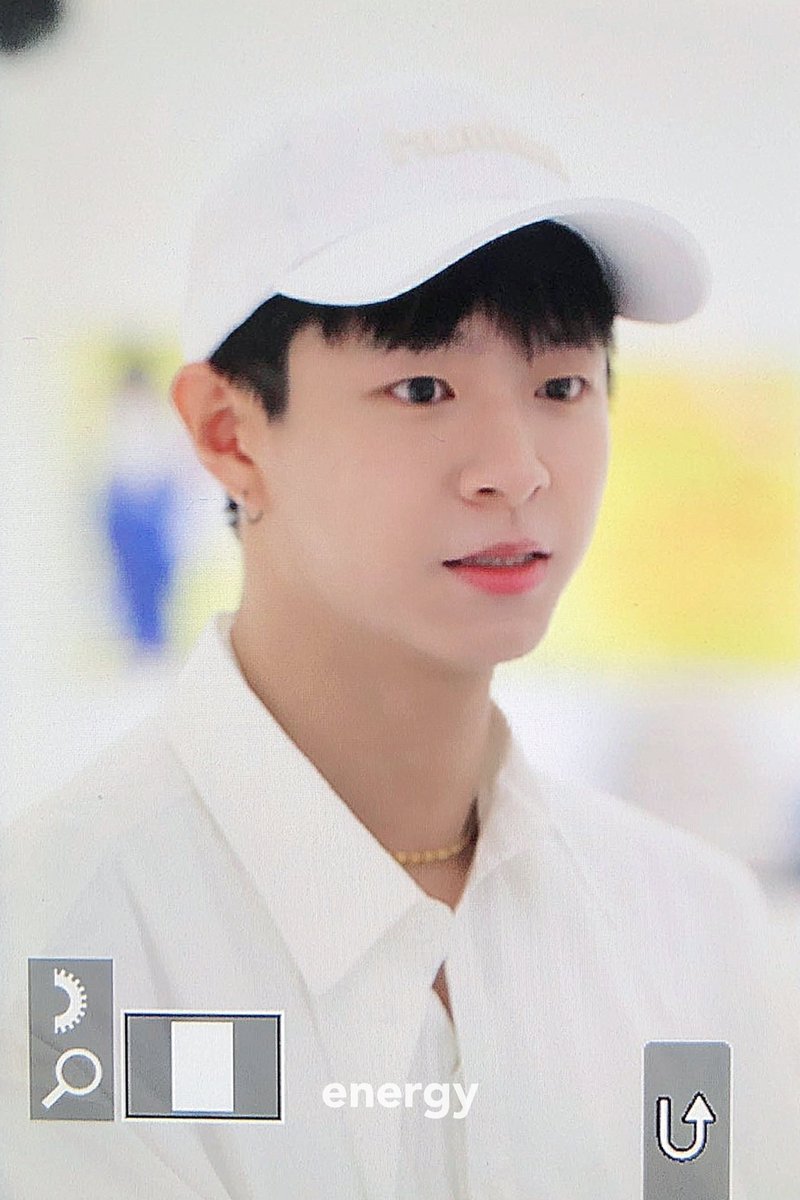 230715 나리타 입국 NRT
귀여워😆🤍🤍🤍🤍🤍
#XuanHao #宣淏 #쉬안하오 
#シュエンハオ
#보이즈플래닛 #BoysPlanet