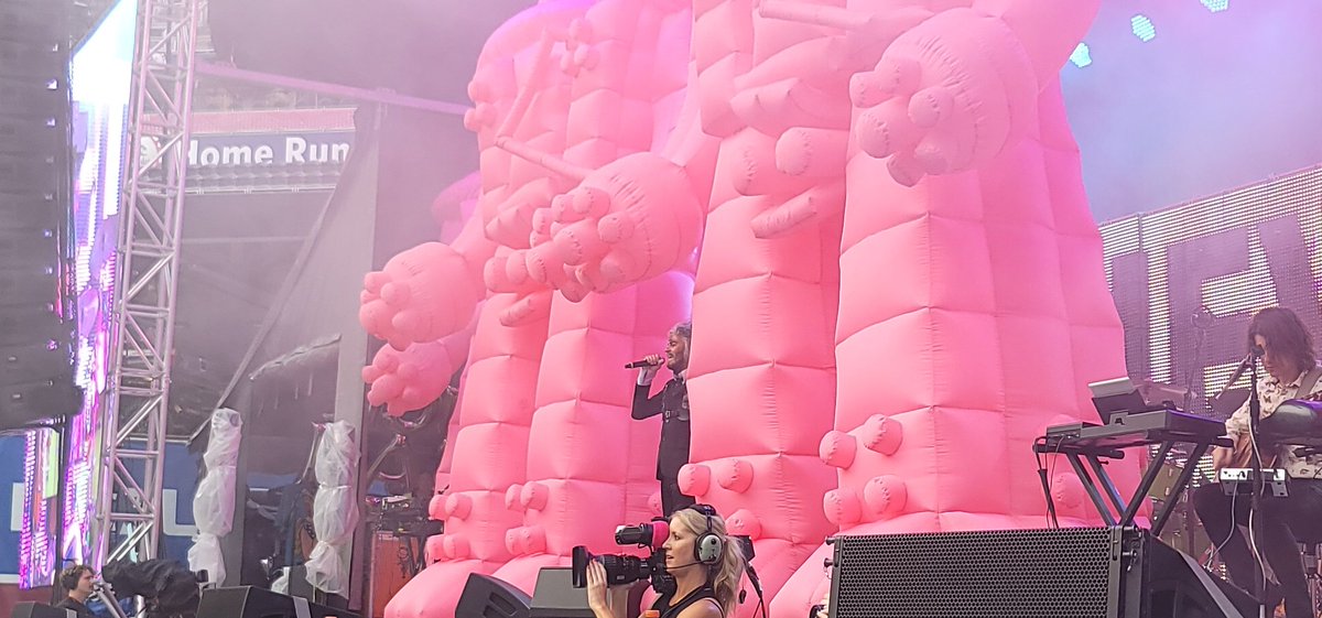 HatefulDecay's tweet photo. Had a great time at #tcsummerfest @theflaminglips made my night
#music #minnea https://t.co/nBX6nZa9yP