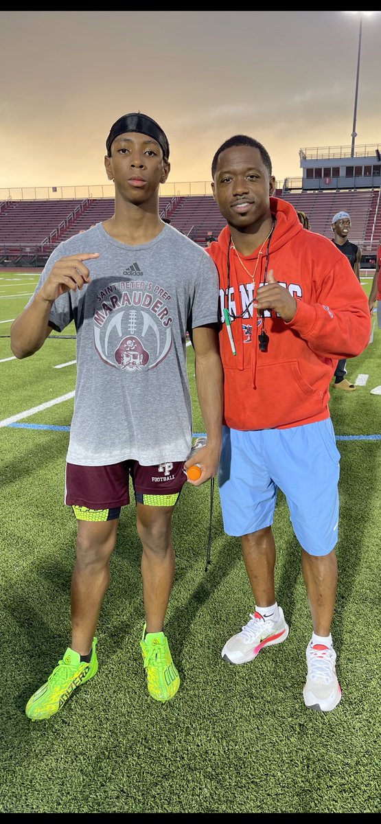 keshon_fason's tweet photo. Had a good day at @DelSt_Football Prospect Camp.   Thank you @FBCoachHull42 @CoachDRedd @CoachWhite_DSU https://t.co/T7akb3rQVx