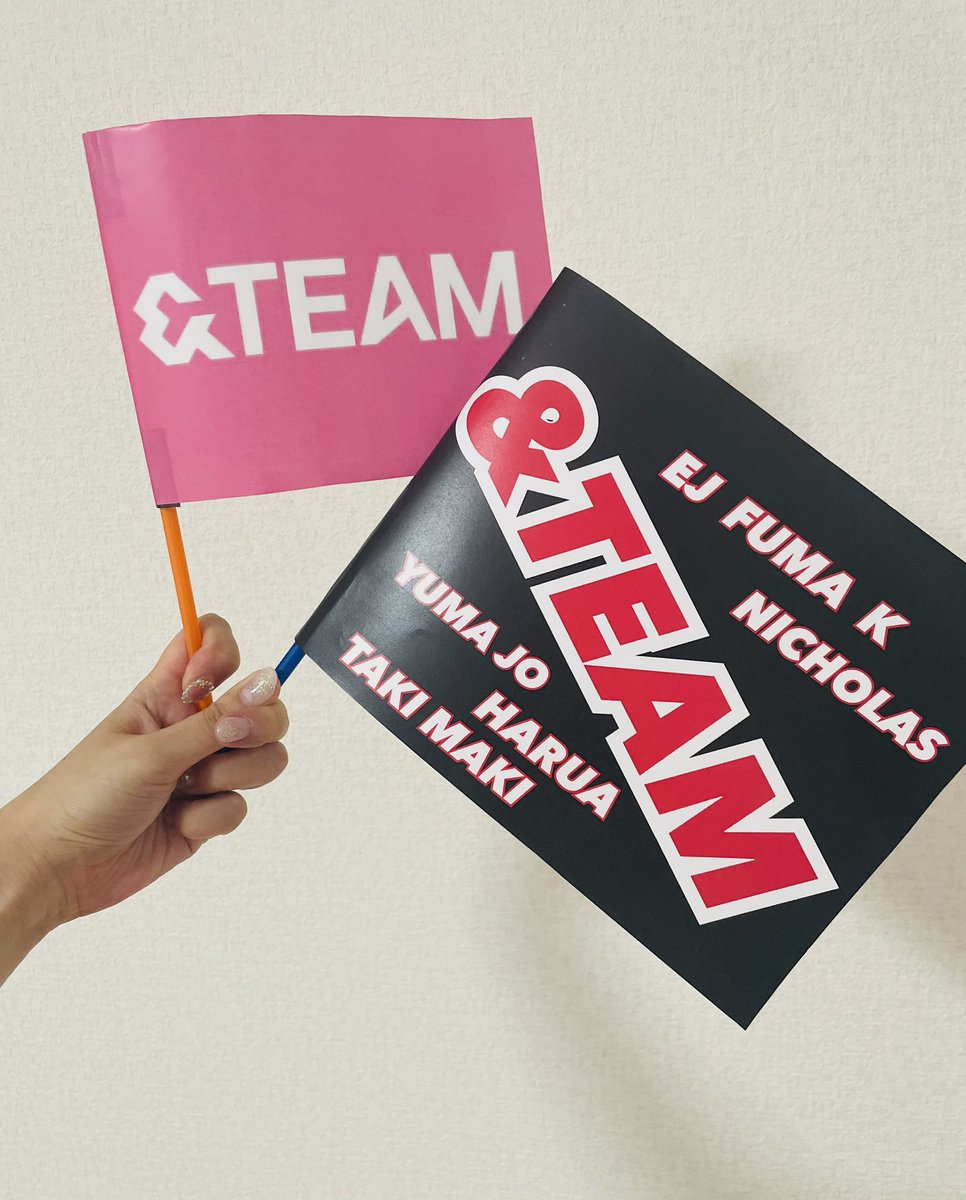 ujinohasami's tweet photo. 明日の&TEAMジョインアライブはボードうちわは禁止ということで小さいミニミニフラッグを作りました🫶
音楽の日の衣装もかっこいい!
#andteam
#エンティーム
#音楽の日
#JOIN23
#JOIN_ALIVE
#ジョイン https://t.co/MCH4vG36c2
