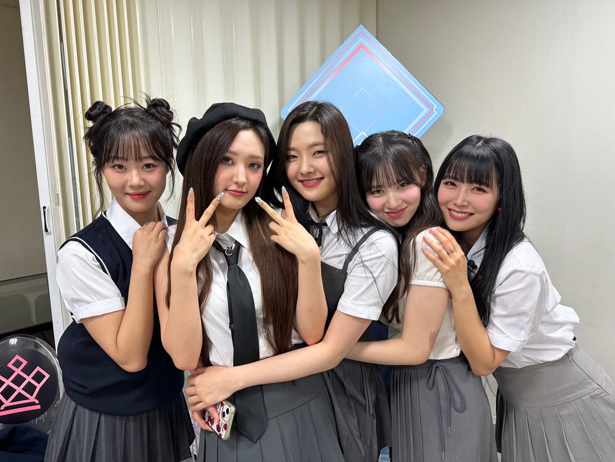 shiromiru36's tweet photo. #QUEENDOMPUZZLE 
みなさんのメッセージがとっても嬉しくて心強いです☺️本当にありがとうございます！！！

DAY6-『한 페이지가 될 수 있게』素敵なメンバーと一緒に、大好きなファンのみんなの前で、披露できて夢のようです☺️
https://t.co/Z7wOxXYUfW

個人チッケム���❤️‍🔥
https://t.co/jLpffVLHcl https://t.co/MC9r4ca1gb