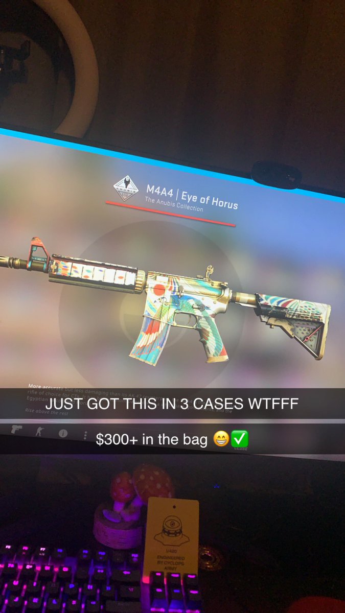 NukedImage's tweet photo. Just decided to open 5 cases for fun, 3 cases in we pull this gem😍

As it was coming up I saw the scratched stock and knew it wasn’t gonna be anywhere near MW or FN but I don’t care this made my whole week!😁 https://t.co/e4KvpNjt17