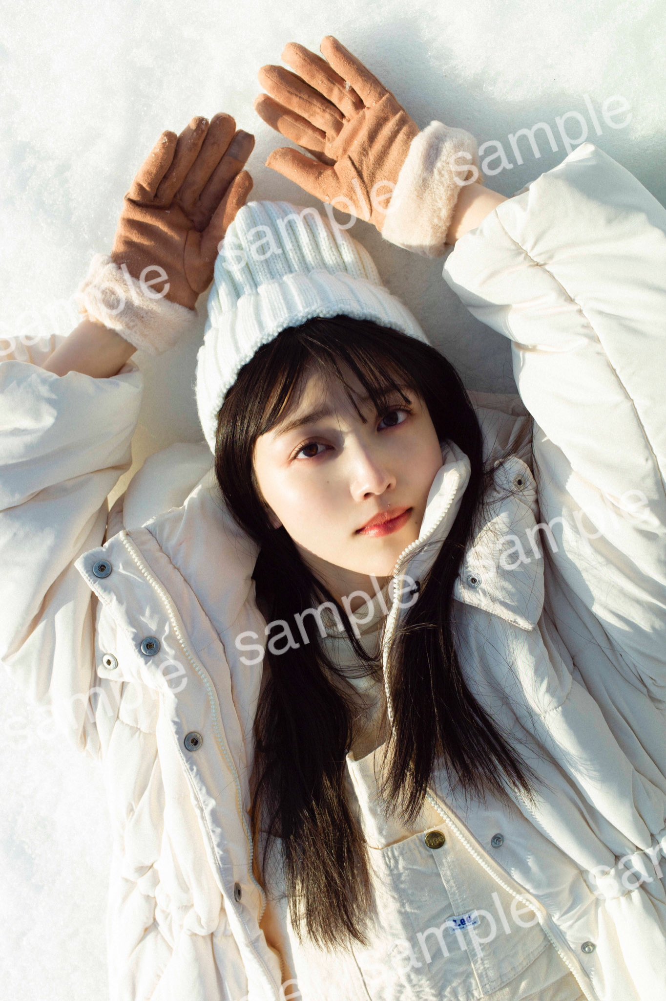 久保史緒里　サイン入りポスター　交差点 乃木坂46久保史緒里1st写真集『交差点』【公式】発売中 on X