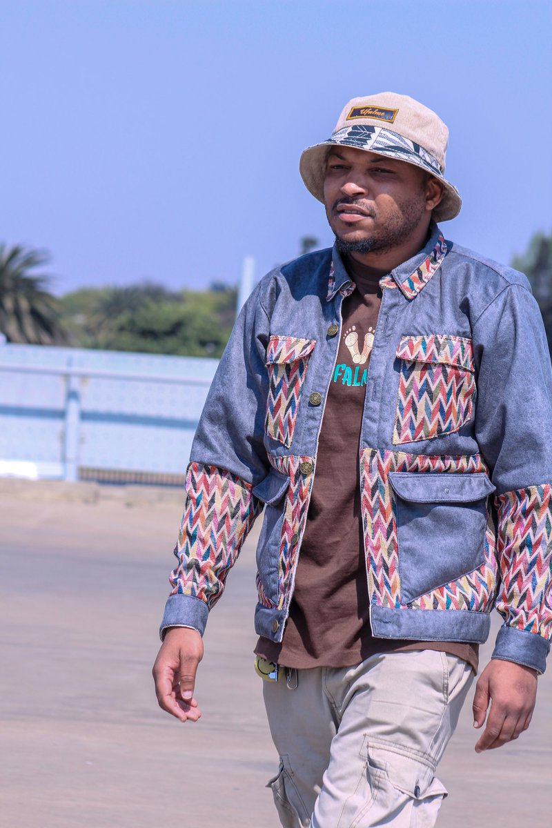 ufalme_'s tweet photo. This is some of my work your support and retweets would be appreciated. 🙂
FEAR WOMEN South Africa Zulus Adam22 Russia Sign the Petition Steve Madden Andile Jali Zwai Zuma Mendy Afriforum Mthethwa Ramaphosa Candiace Botswana Limpopo
#NZLvRSA #2024IsOur1994 #MalemaOnFrankDialogue https://t.co/GmLJOf8vP1