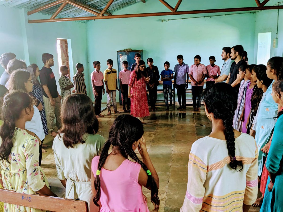 SanjeevKrishan_'s tweet photo. #PwCProud of our volunteers who travelled to Sonavale, Maharashtra to interact with 100+ students and conduct a session on important skills for their professional development. Hats off to the PwC India Foundation and our volunteers!
#CommittedToIndia #WorldYouthSkillsDay https://t.co/uliFq8G1pP