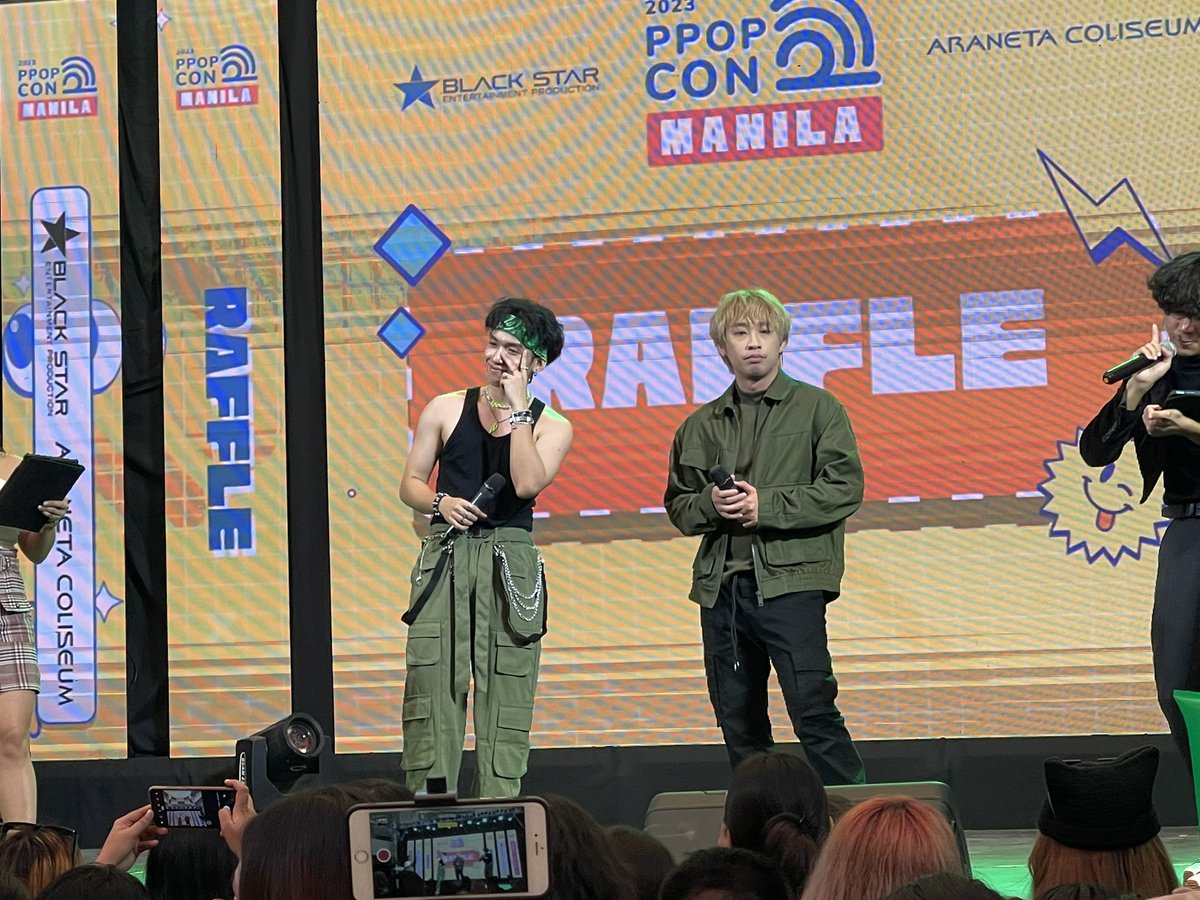 ppopwave's tweet photo. It's #Z2Z! 

P-pop duo J.O. and SOYA graces the #PPOPCONMANILA2023 convention stage for the first time. https://t.co/A1aPNYgAmU