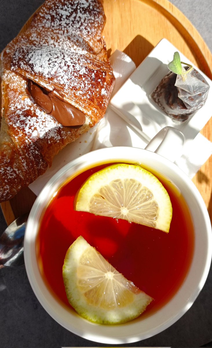🌼A volte tutto ciò che serve a renderti felice è fare una buona colazione...

#15luglio
#Buongiorno Golosi!

🩷