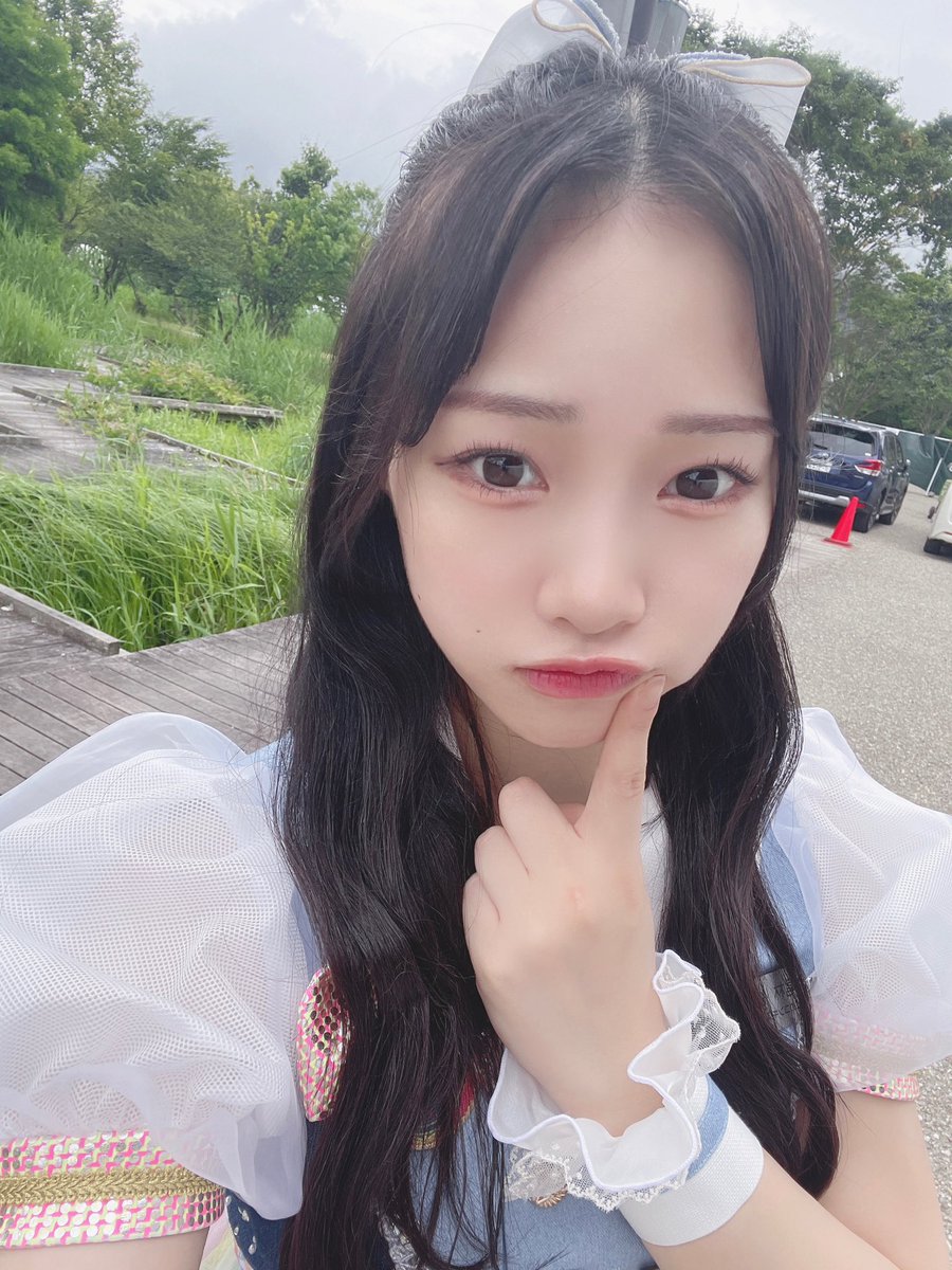 obayashi_yuika's tweet photo. #SPARK2023 ありがとうございました！
涼しいな〜と思ってたけどライブはアツアツだったね🌞

来て良かったって思ってくれてたら嬉しいな、私はここでみんなと会えてとても嬉しかったです🫧

会いたいが貯まっていたので！✈️ https://t.co/iCQdEtp5qp