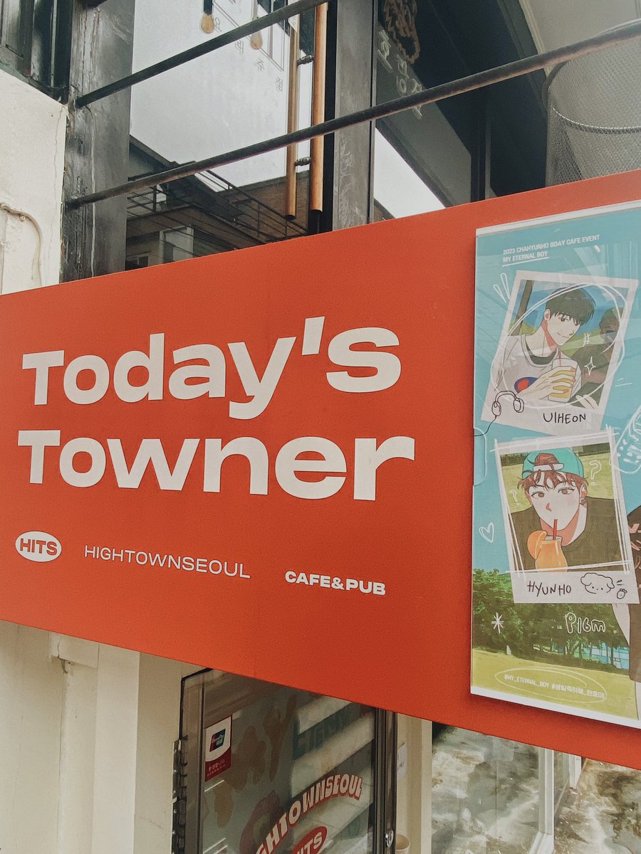𝗘𝗧𝗘𝗥𝗡𝗔𝗟 𝗕𝗢𝗬 𝗖𝗛𝗛 🐾🍧

아기 뽀메 에미넴, 제이지, 닥터드레, 드레이크, 켄드릭 라마, 스눕독, 릴웨인의 생카 갓다왔어요...🙏 공간 곳곳이 사랑이 느껴지는 게 참 좋앗던 ㅠ‿ㅠ ~🍀
몰래온 이언 오빠 품에 안기고 싶엇음
생일쭈카한다 강아지얌

#MY_ETERNAL_BOY
#생일축하해_현호야