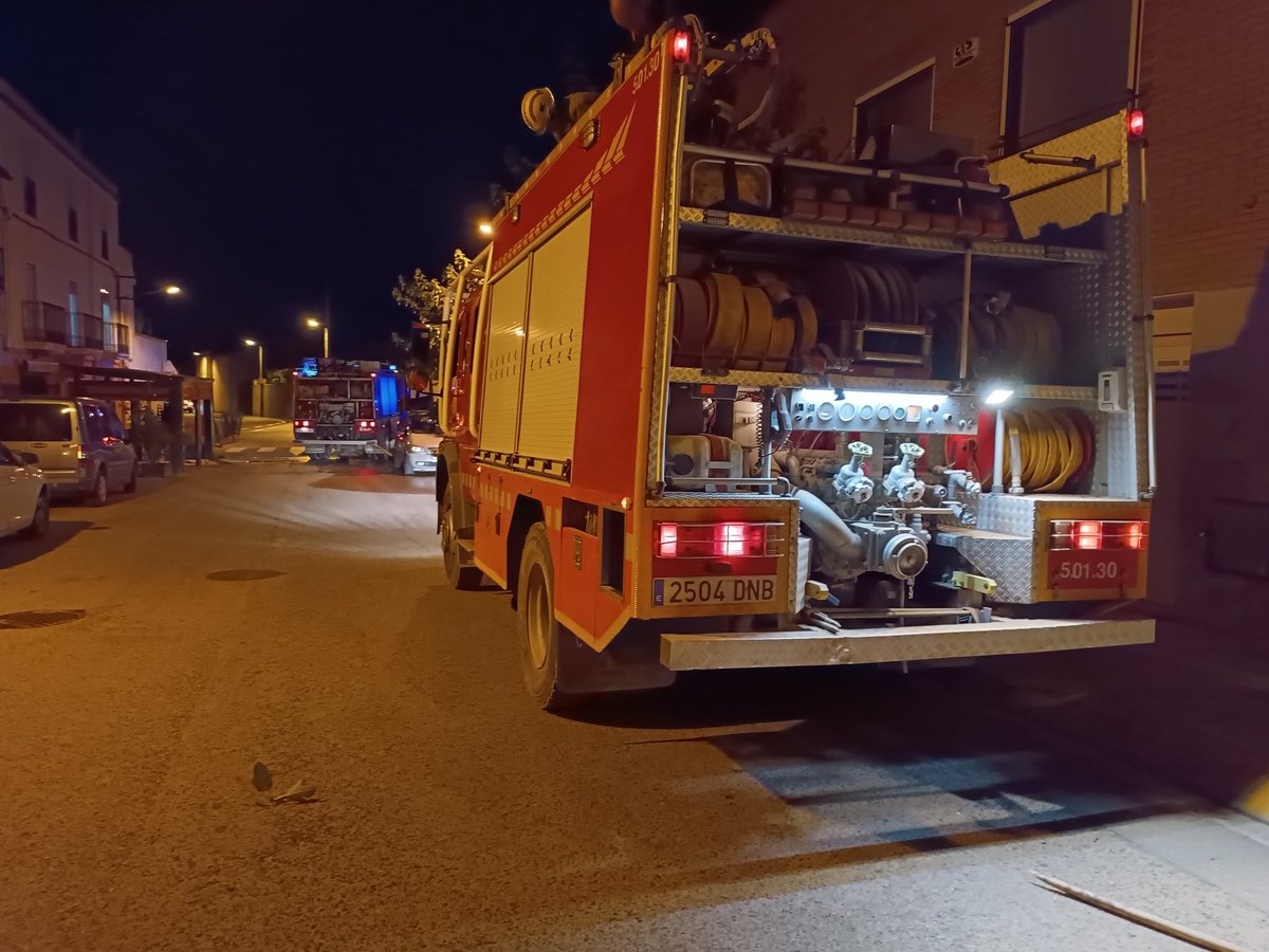 14/07/23 Sortim a #AvinyonetdelPenedès, a un foc de canyes.
Intervenen:
🚒#bomberscat @adf_avinyonet 
🚓@mossos
Recorda! si➡️👀⬇️@112
🔥🌪️❄️⚡💦💔➡️☎️➡️1️⃣1️⃣2️⃣