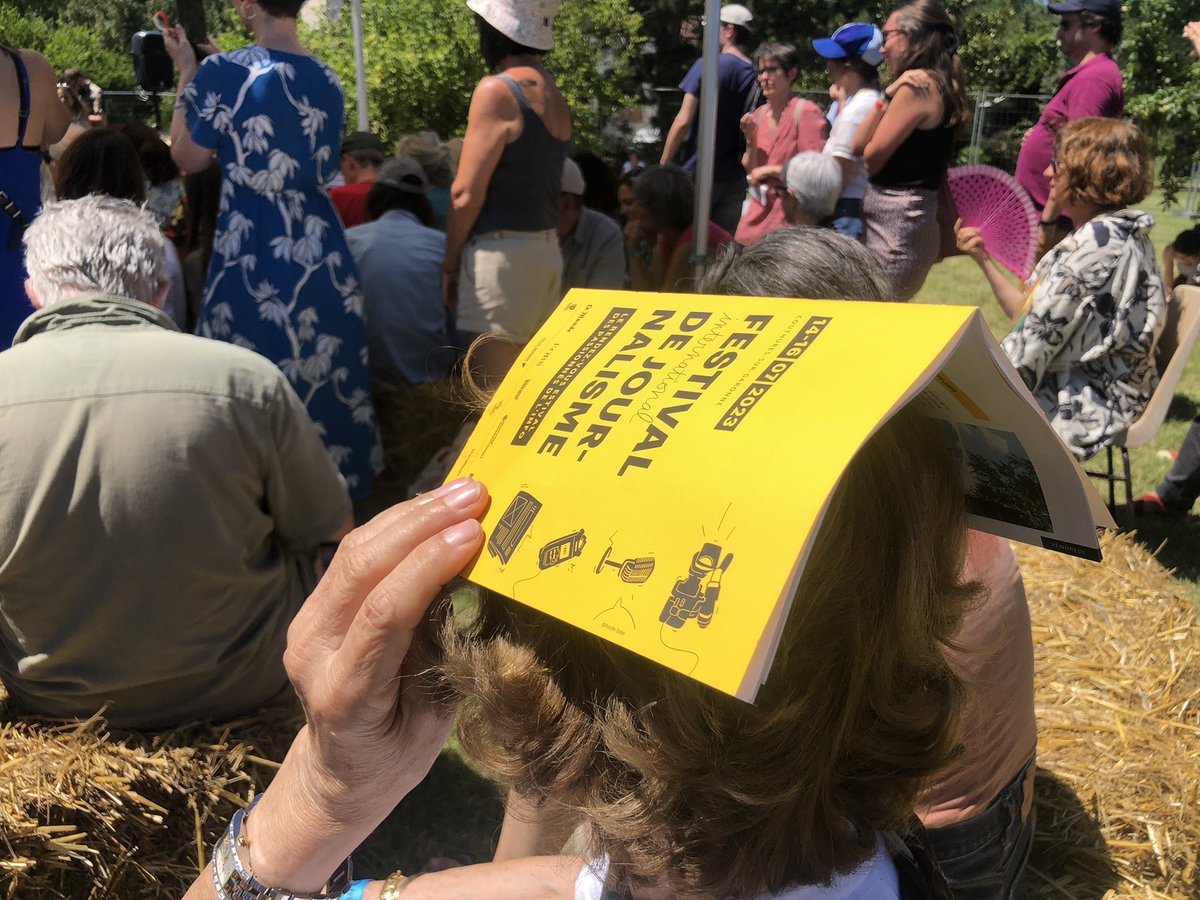 Ce samedi à 10h au <a href="/FestJournalisme/">Festival international de journalisme</a> s’ouvre le procès de la démocratie représentative 

Procureure :  <a href="/MathildeImer/">Mathilde Imer</a> 
Avocat de La Défense : <a href="/lofejoma/">thomas legrand</a> 

Témoins : 
@VTiberj 
Jean-Noël JEANNENEY 
<a href="/DDreuil/">Dorian Dreuil</a> 
 <a href="/ElodieNace/">Elodie Nace</a> !

Juges :  
<a href="/pascalriche/">pascalriche.bsky.social 🔆</a> 
<a href="/mandraud/">Mandraud Isabelle</a>
 <a href="/ZeinaKovacs/">Zeina Kovacs</a>