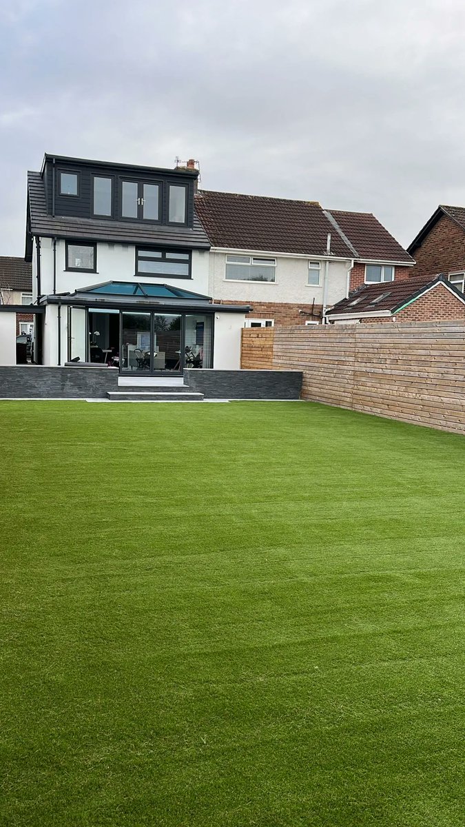 Kingfisher_L20's tweet photo. Some of the latest installations from Kingfisher Carpets and Artificial Grass.
Making customers happy across the north west. Get in touch today to see how we can help transform your home and garden.
#carpetsliverpool #artificialgrassliverpool #flooringliverpool https://t.co/aV4rCG1SH7