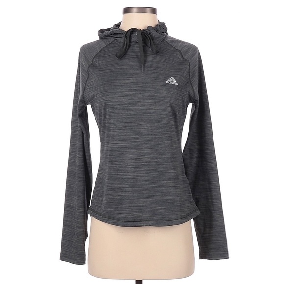 ShannonNic50's tweet photo. So good I had to share! Check out all the items I'm loving on @Poshmarkapp #poshmark #fashion #style #shopmycloset #adidas #smartasssass: https://t.co/OT4QqRAbcM https://t.co/mfGFaZbs8H