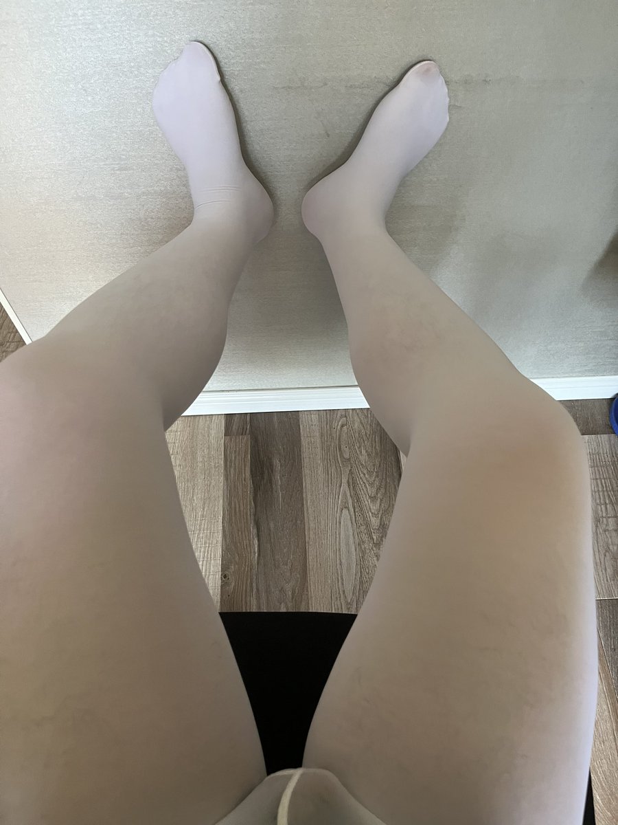 大热天还是得在空调房里穿😵‍💫