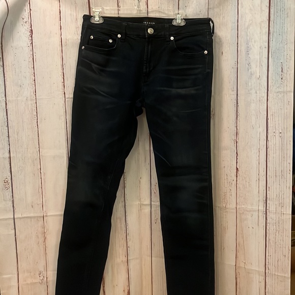 So good I had to share! Check out all the items I'm loving on <a href="/Poshmarkapp/">Poshmark</a> #poshmark #fashion #style #shopmycloset #pier1 #welovefine #pacsun: posh.mk/SiW5RZ1MrBb