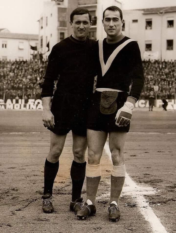 #PinoMoschioni and #GigiBrotto 
#ItalianGK 🇮🇹

before #Foggia vs #Brescia