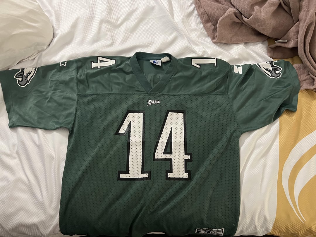 found the infamous ty detmer jersey for a cool 65 cents today. will be wearing ... 
 
https://t.co/CZGLDzUzcb
 
#Eagles #Football #NationalFootballConference #NationalFootballConferenceEastDivision #NationalFootballLeague #NFL #Pennsylvania #Philadelphia #PhiladelphiaEagles https://t.co/OU4SdB28Pr