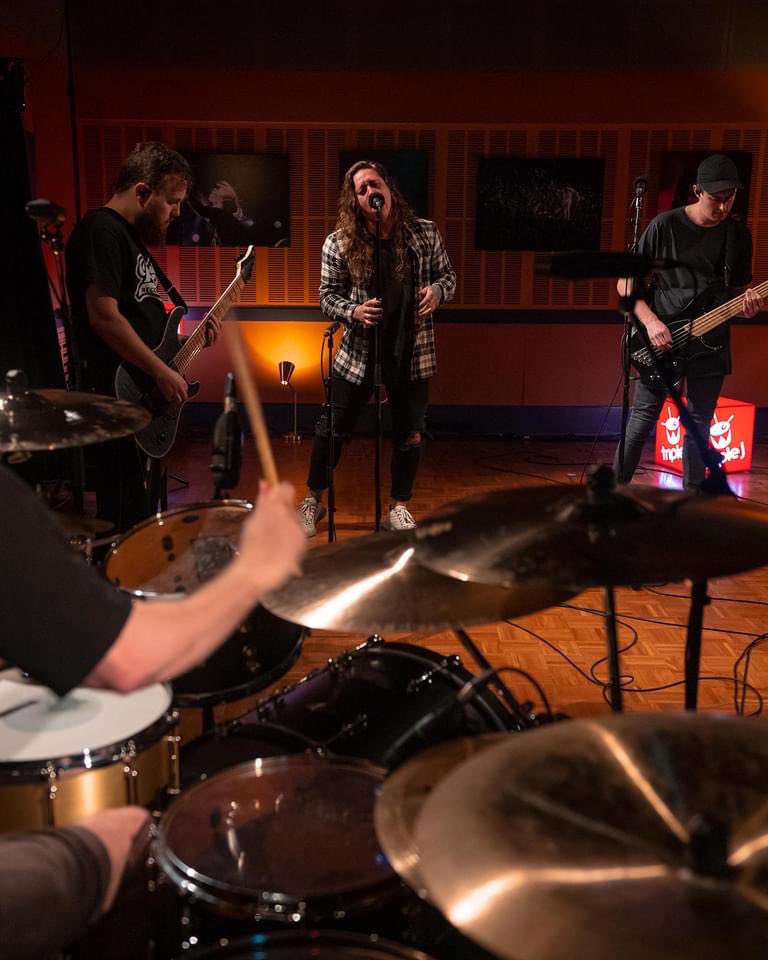 P O L A R I S tweet media