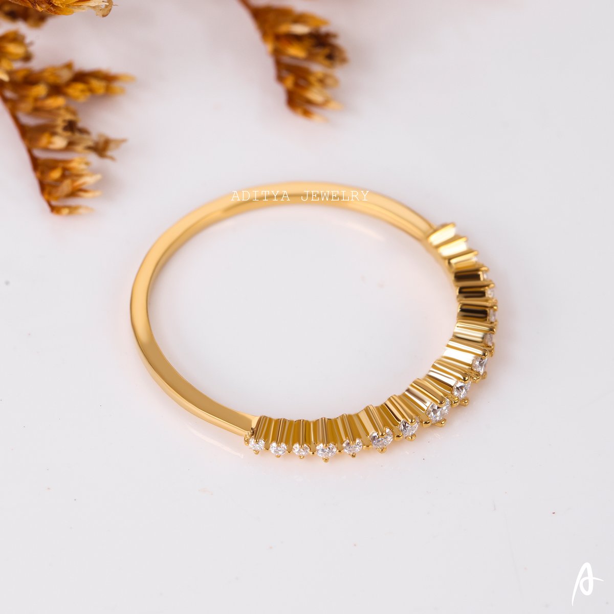 AdityaJewelry's tweet image. Round Cut Moissanite Wedding Band.

❆ STONE DETAILS:
➢ Stone Shape: Round
➢ Stone Weight: 0.20 TCW (App.)

You can visit our store for more:
etsy.com/shop/AdityaJew…

#goldband #moissanite #rounddiamond #yellowgoldband #rosegoldband #whitegoldband #engagementring #weddingband