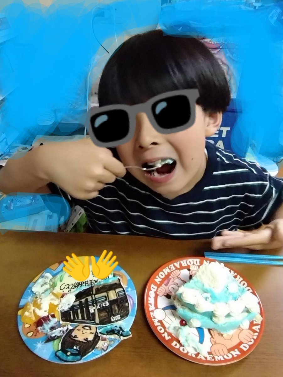 zaomiao3's tweet photo. #まほう堂　さんに素敵なケーキを作ってもらいました。 
こだわりのE217！
おいしくいただきました！ https://t.co/URGGpVx4iC