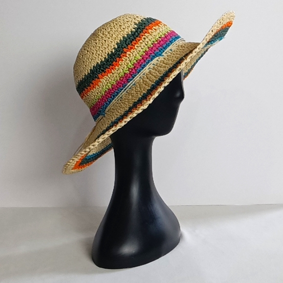 So good I had to share! Check out all the items I'm loving on <a href="/Poshmarkapp/">Poshmark</a> #poshmark #fashion #style #shopmycloset #jacobsonhat: posh.mk/gEYSlrAcsBb