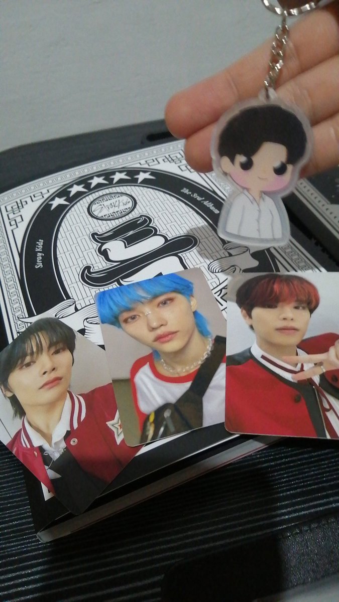 5-STAR Standard Versions arrived safely. Thank you <a href="/15BusanDistrict/">15th Busan District</a>!  Cutie din ng freebies lalo na keychain ~