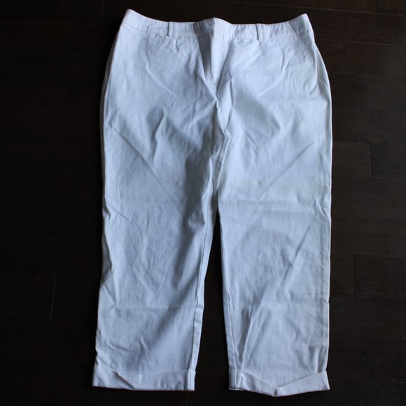 jen*has*it tweet media