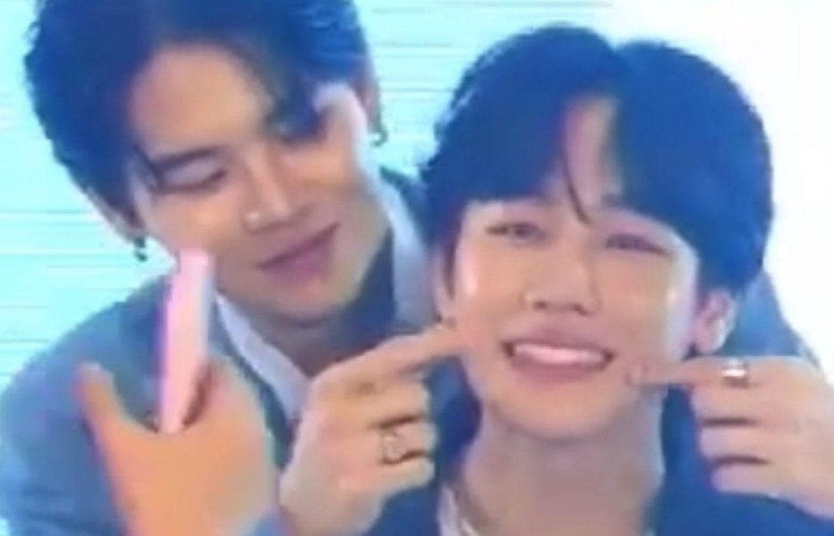 ꒰ เบบี้วอ ꒱♡︎₊sᴀᴍᴍᴇʀ🐶🚀 tweet media