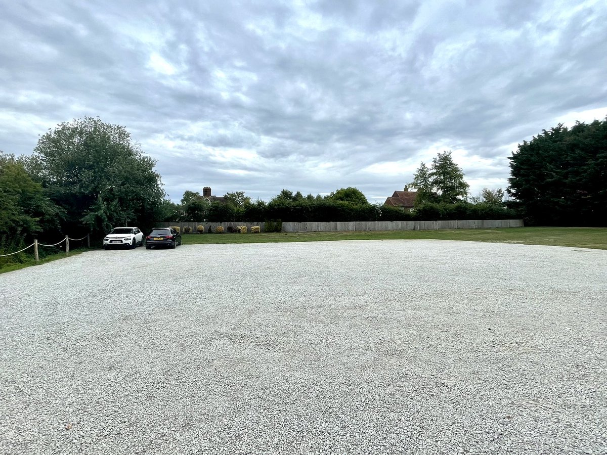 markjohnoneill's tweet photo. Left Audi in far corner of empty car park. Came back. Why??? 😭 https://t.co/03nbEFXEwB