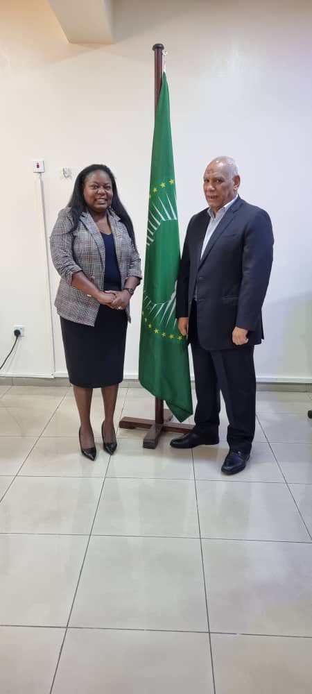 The Western RCC team led by the Ag RCC Coordinator Dr Herilinda Temba paid a courtesy visit to the DG AU- Scientific Technical and Research Commission (STRC) and AU-RIC Dr Ahmed Abdi, the visit aimed to foster relations and identify areas of possible collaborations. @AfricaCDC