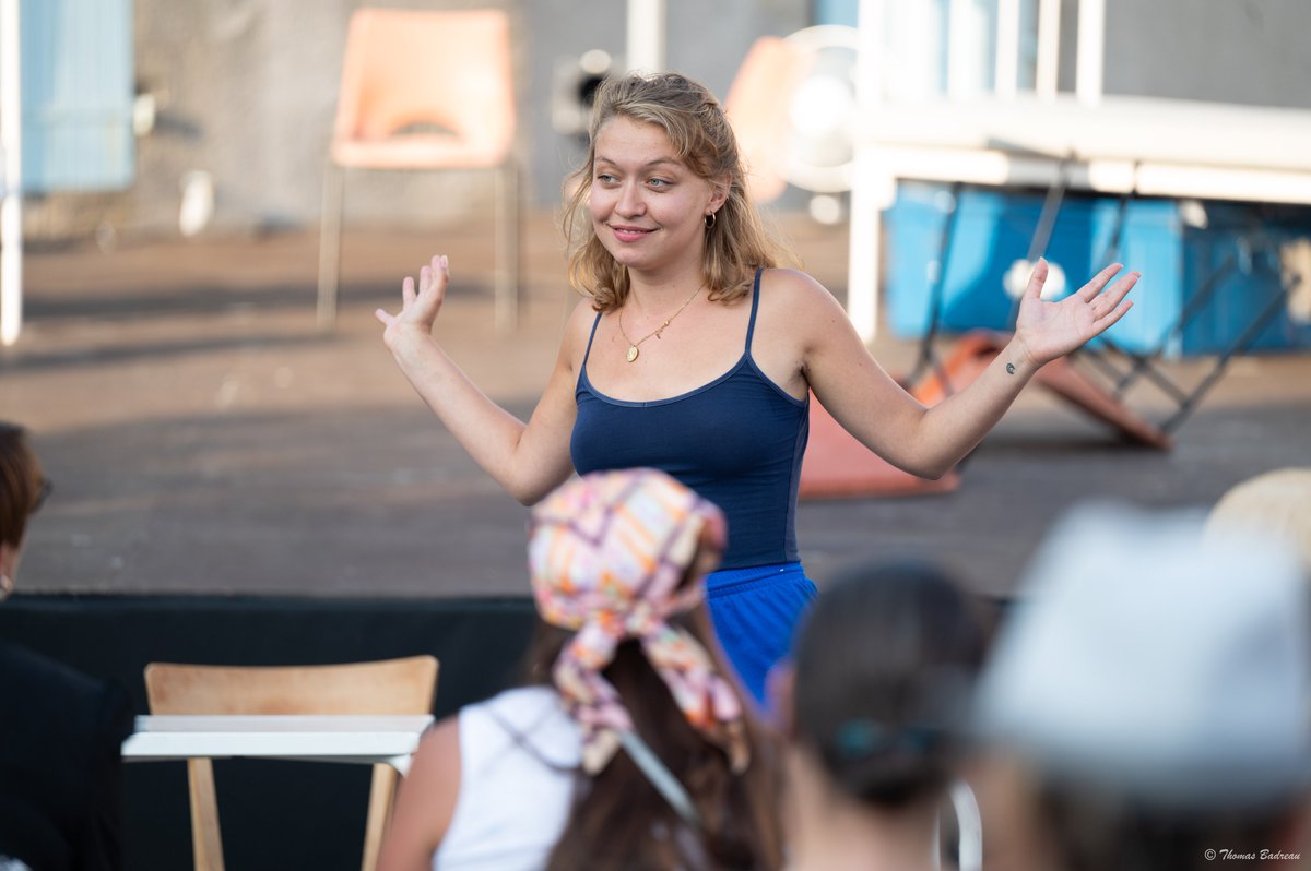 _Lementeur's tweet photo. 💃//RECAP Semaine 1 #NuitsMenteuses2023// 💫

On commence avec le duo désopilant de SALUT.
Camille et Joseph ont su retranscrire sur scène la magie des rencontres d'une vie. Le public a été scotché par leur bagout et leur complicité ! 
Copyright : @brook_bboy

2/4 https://t.co/70fY2difsG