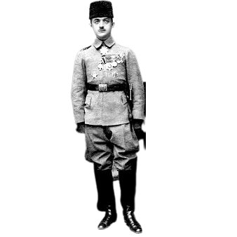 15 Temmuz 1921, Cuma günü…
Yumruçal mevzilerinin önünde, karargâhıyla birlikte bir tepenin önüne geldi. Yunan müfrezesinin makineli tüfeği yoğun ateşe başladı. Yarbay Mehmet Nazım ve yanındakiler yere düştüler… Vurulmuşlardı…
Eskişehir hastanesine sevk ettiler. Yarbay Mehmet