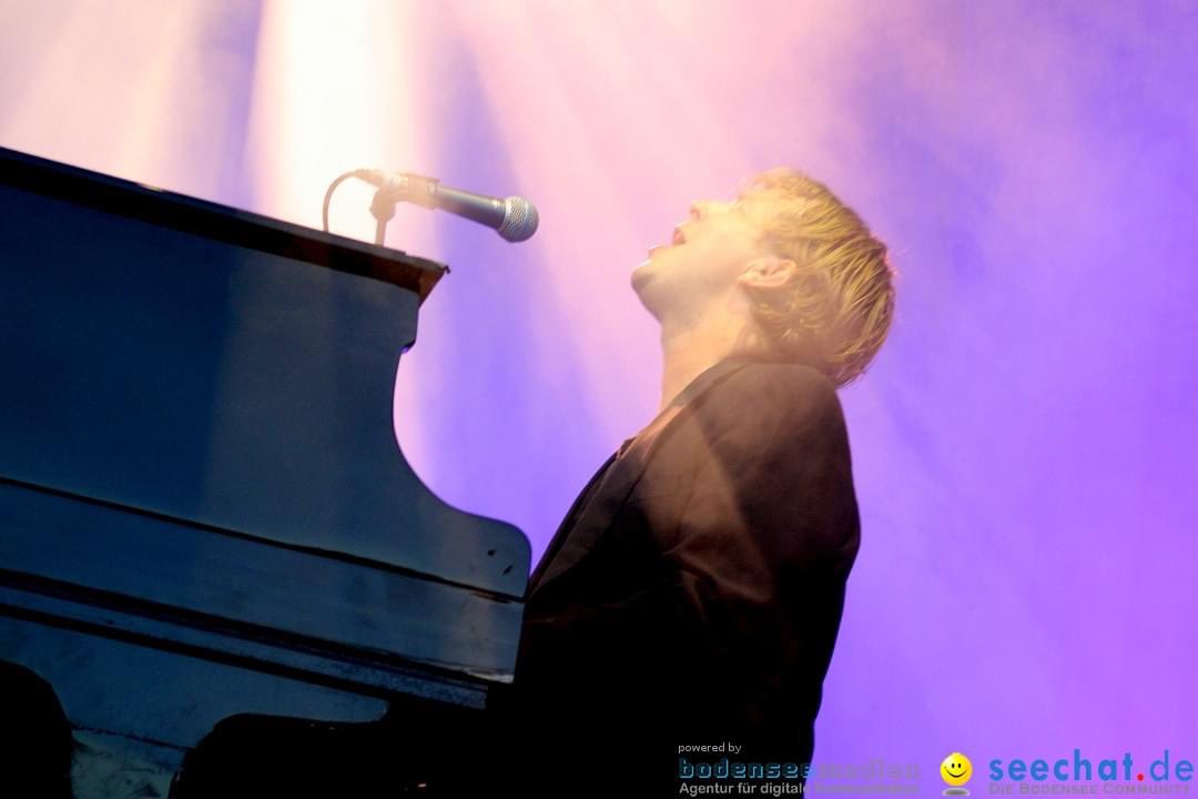 seechat's tweet image. Tom Odell - Schlossgarten Open Air: Tettnang, 14.07.2023

#TomOdell, #Odell, #Schlossgarten, #Tettnang,
#BODENSEEMEDIEN, #ILOVEBODENSEE, #bodenseejga, #hochzeitsfotograf, #bodenseemedia, #BODENSEECOMMUNITY, #bodenseephotobox, #bodenseelove, #bodenseephotography, #Bodensee,