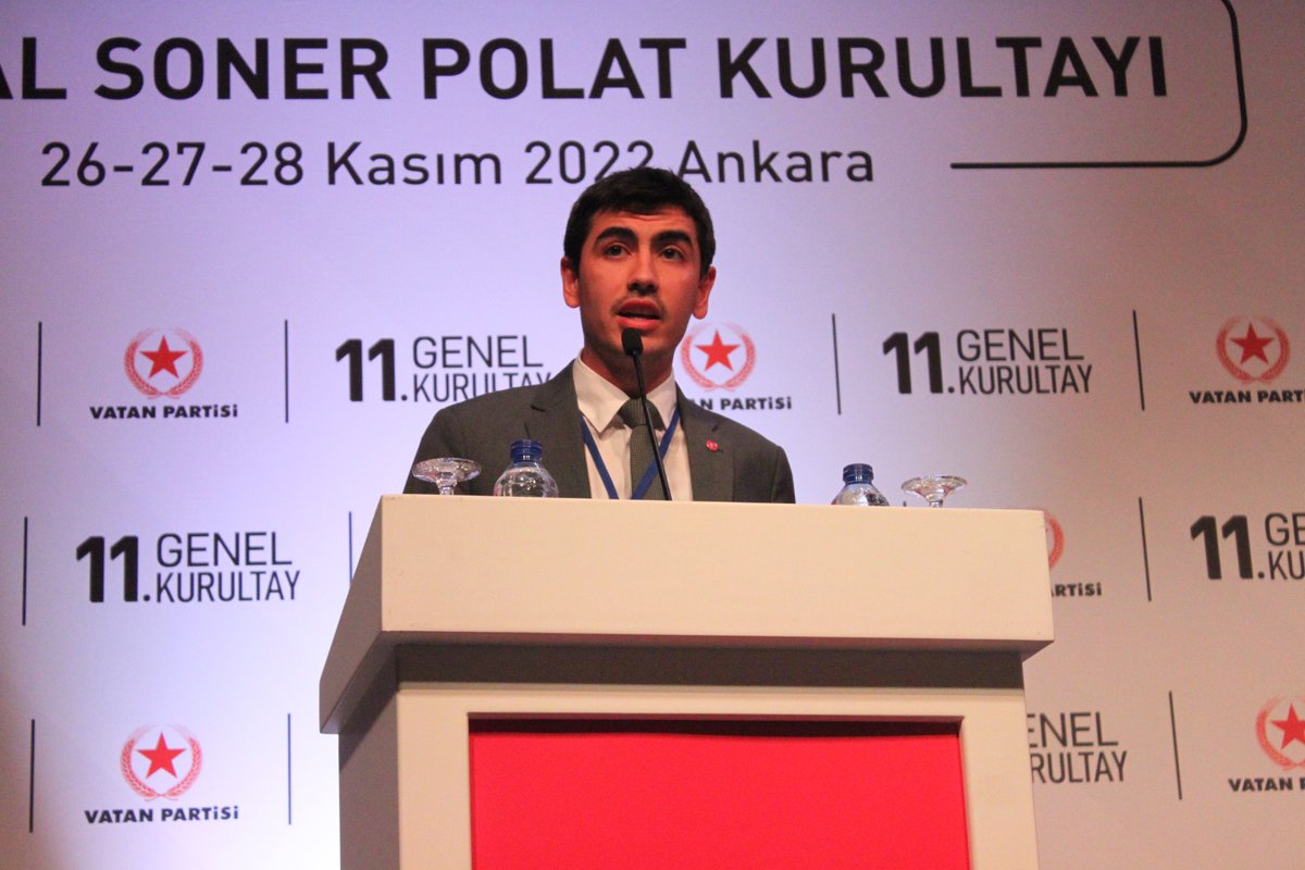 Öncü Gençlik (@oncugenclik) on Twitter photo Vatan Partisi Öncü Gençlik Genel Başkanlığı görevini başarıyla yürüten Barış Demiralay, Ulusal Kanal'da görev almak üzere Öncü Gençlik ocağından mezun olmuştur. | <a href="/demiralaybaris/">Barış Demiralay</a> Vatan Partisi Öncü Gençlik Genel Başkanlığı görevini başarıyla yürüten Barış Demiralay, Ulusal Kanal'da görev almak üzere Öncü Gençlik ocağından mezun olmuştur. | <a href="/demiralaybaris/">Barış Demiralay</a>