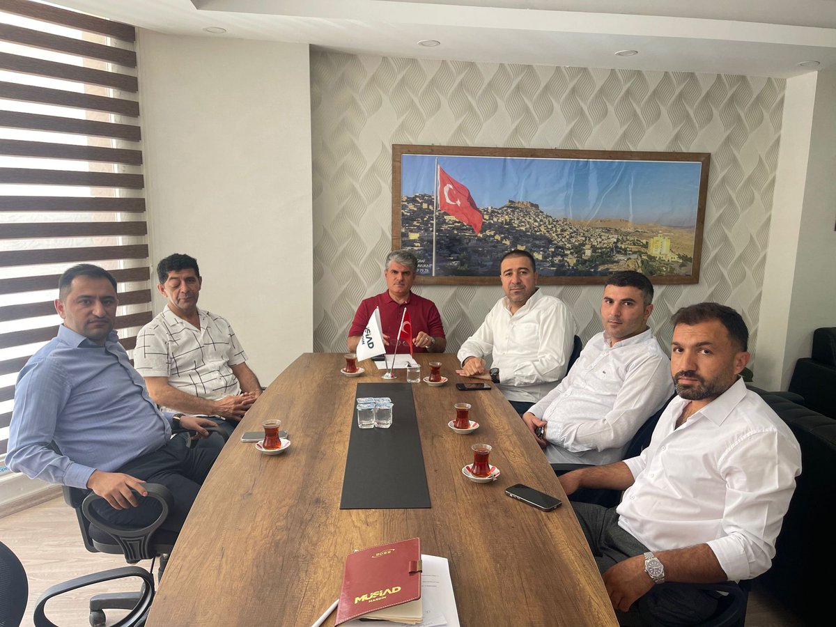 MUSIADMardin's tweet photo. Yönetim Kurulu Toplantımızı, Başkanımız Bülent Tekin'in riyasetinde gerçekleştirdik.

Şube çalışmalarımız ve faaliyet planlalarımızı değerlendirdiğimiz toplantımızın hayırlara vesile olmasını dileriz.

@MUSIAD https://t.co/sgAxEBhwxR