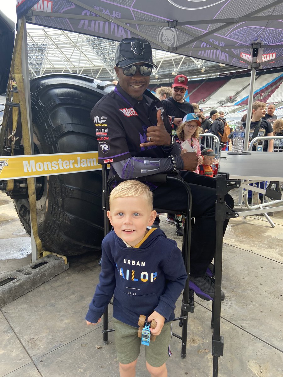 Sam meeting his hero @BariMusawwir Thanks @FeldEnt @MonsterJam