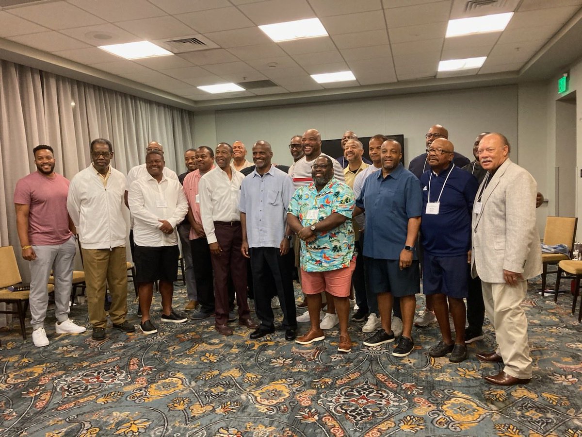 Melvin Smith tweet media