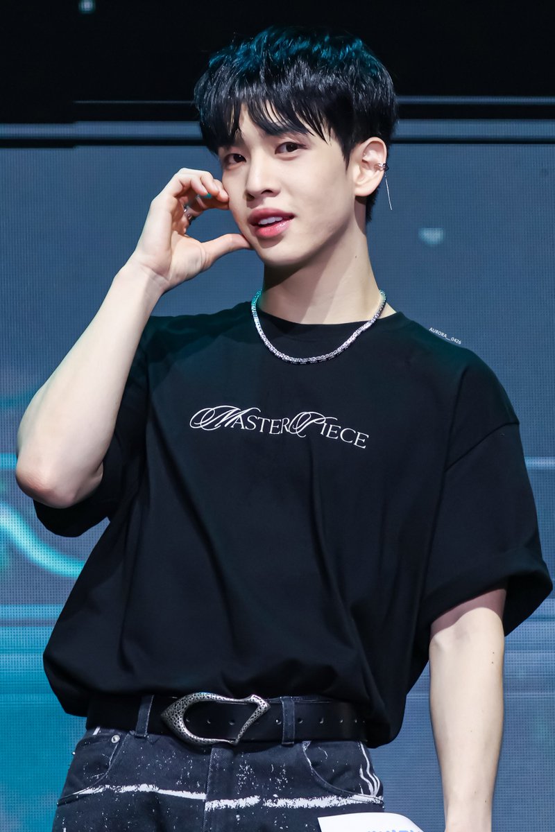 230708 CRAVITY THE 1ST WORLD TOUR 'MASTERPIECE' IN TAIPEI 

런런아🖤

#크래비티 #CRAVITY #앨런 #ALLEN #アレン #艾倫 #馬蒔權 <a href="/CRAVITY_twt/">CRAVITY</a> <a href="/CRAVITYstarship/">CRAVITY OFFICIAL</a>