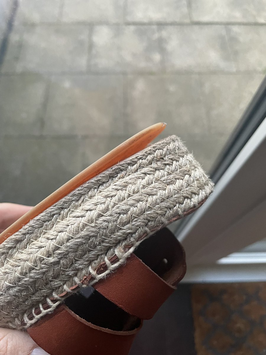 JessJane77's tweet photo. @johnlewishelp broken £77 pair of shoes after 34 days. Poor response from customer service saying I’m not eligible for refund as it’s after 30 days but they’re faulty 🤷🏻‍♀️ https://t.co/S6fX2b3mcc